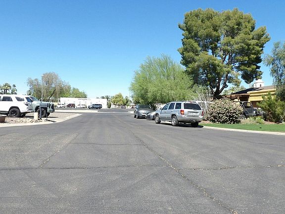 4th image of 351 S Moreno Cir