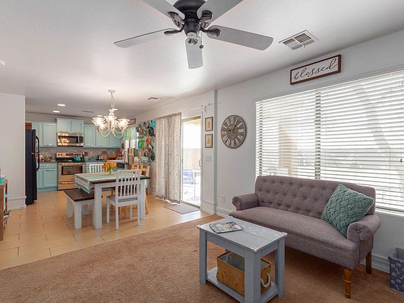 3rd image of 2612 N Palo Verde Dr