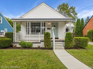 1560 Oxford Rd, Berkley, MI 48072