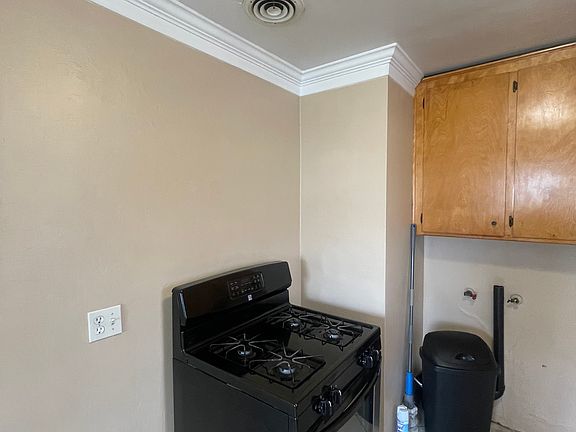 Exhaust fan over stove