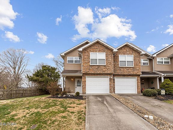 4th image of 1003 Woullard Way #1