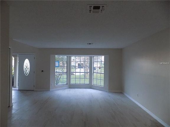 4th image of 5828 Wayt Ct