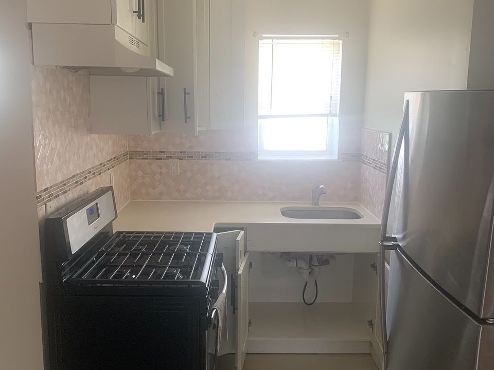 1st image of 769 E 226th St #2
