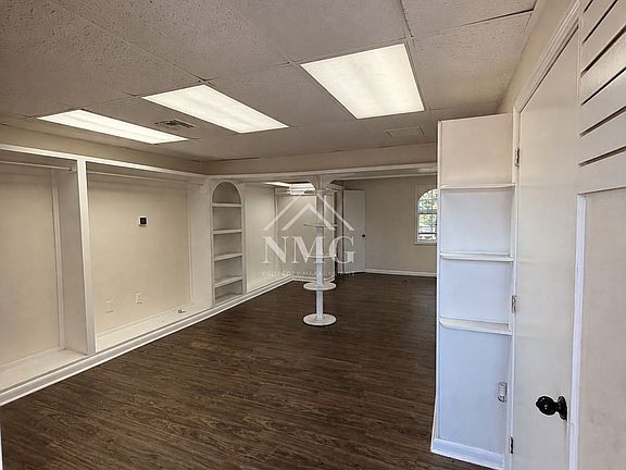 5th image of 4807 N State St #404