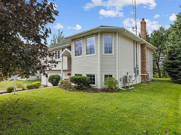 2nd image of 5 Nevin Ln