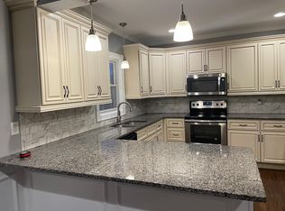 42 Social St, Providence, RI 02904