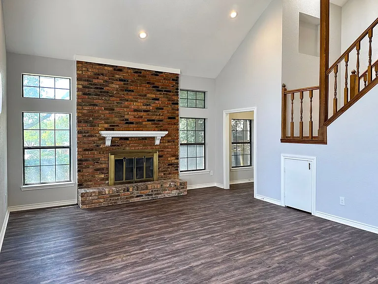 55001 Windmill Ln — Photo 2