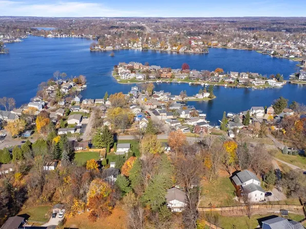0 Garden Dr, Lake Orion, MI 48362