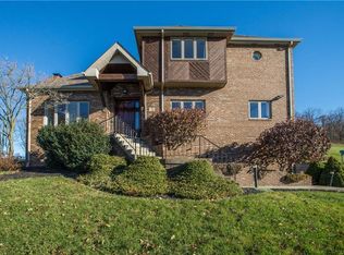 5 Kingswood Ct, Washington, PA 15301