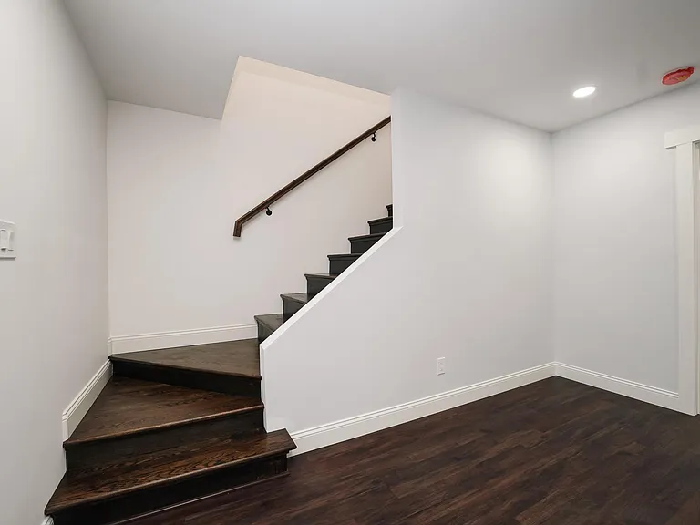 204 N Hamilton Ave — Photo 11