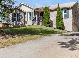 475 Wooten Rd, Clarksville, TN 37042