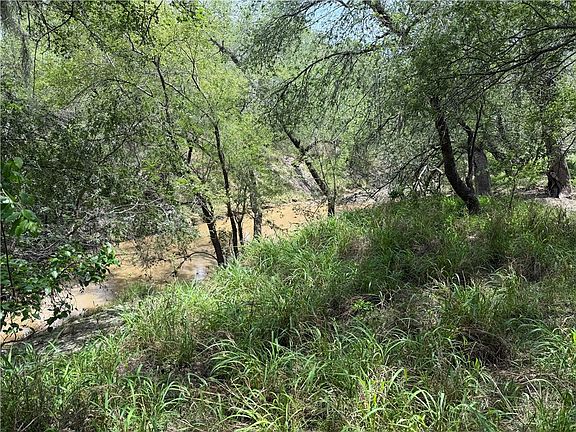 3rd image of 330 County Road 412