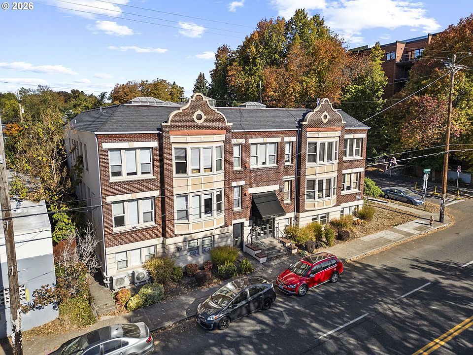 1st image of 1529 SE Hawthorne Blvd