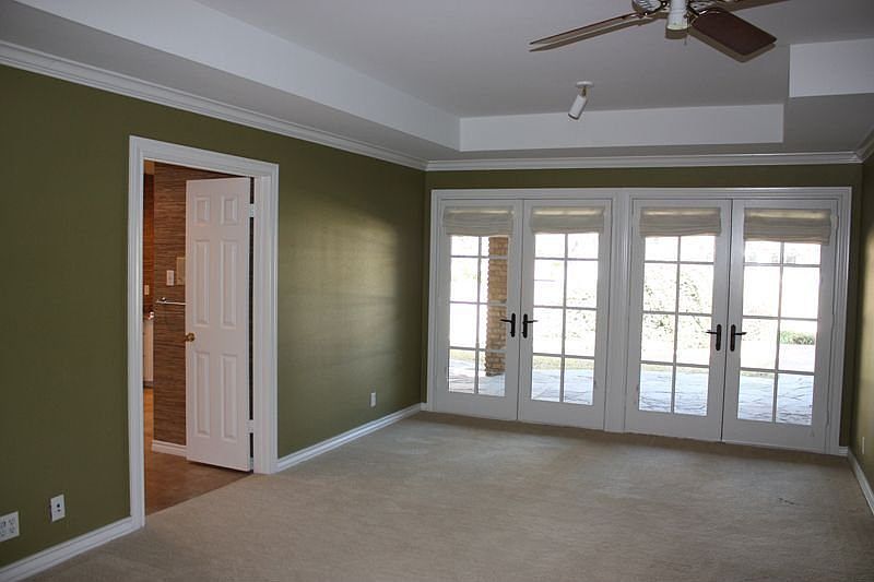 1st image of 6902 Gleneagles Dr