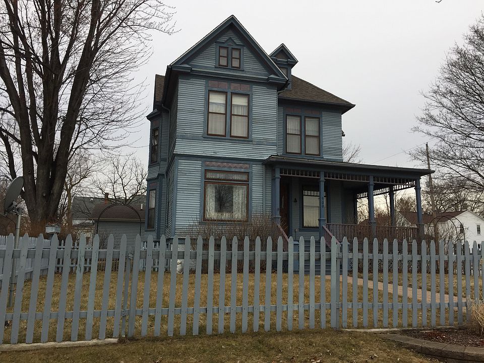 1st image of 900 S Henry St