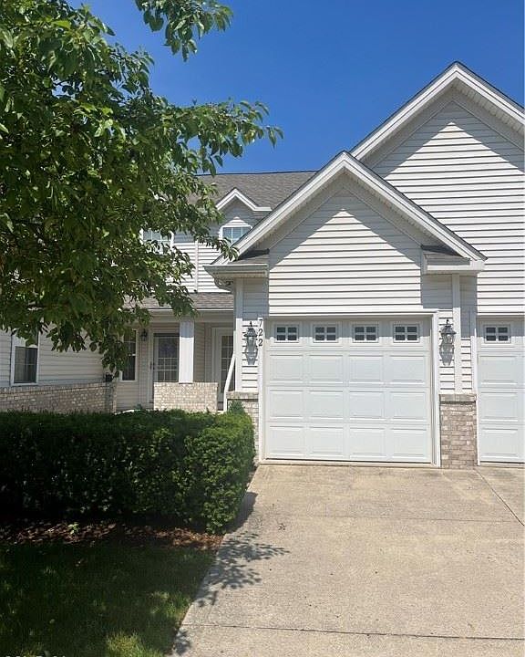 1st image of 722 Cranberry Ct