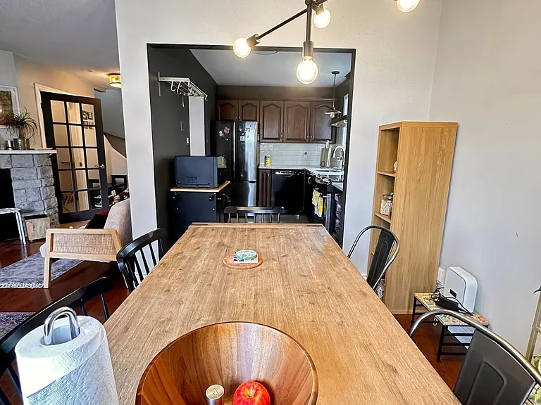 5 Fulham Ct — Photo 8