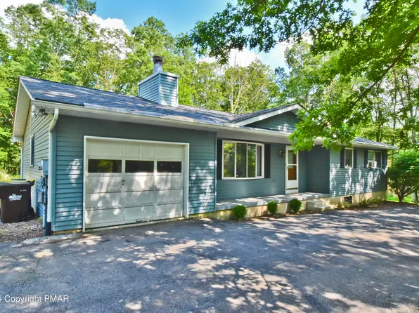 110 Michael Ln, Stroudsburg, PA 18360