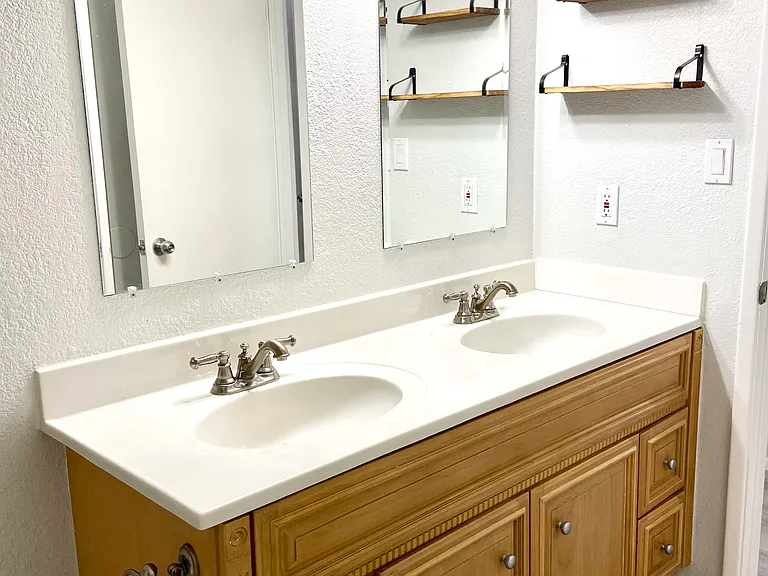 3213 W Michigan Ave — Photo 10