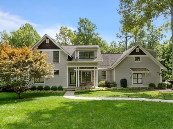 119 Distan Ct, Keswick, VA 22947