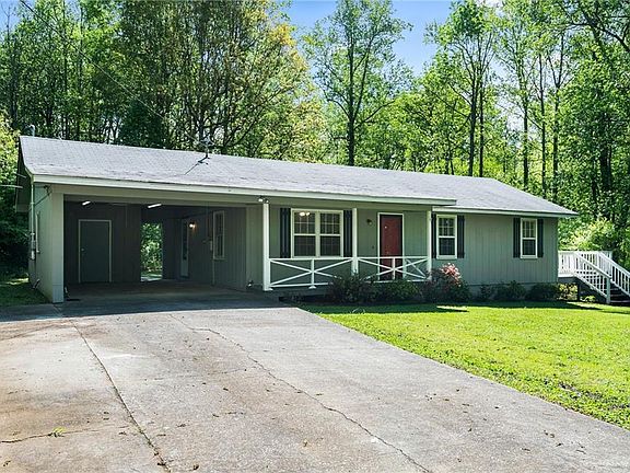 2nd image of 111 Heritage Dr NW