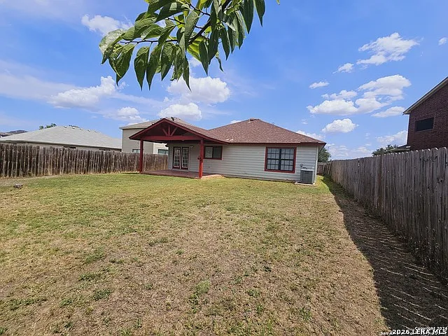 7807 Pecan Hts — Photo 31
