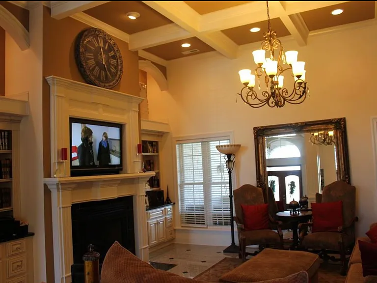 1834 Holly Oak Ln — Photo 6