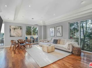 632 N Kings Rd UNIT 201, Los Angeles, CA 90048