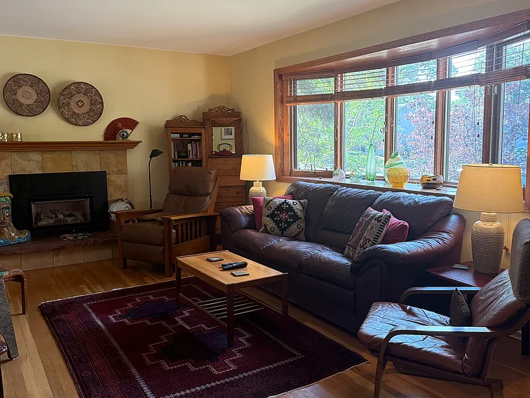 2830 Darley Ave — Photo 4