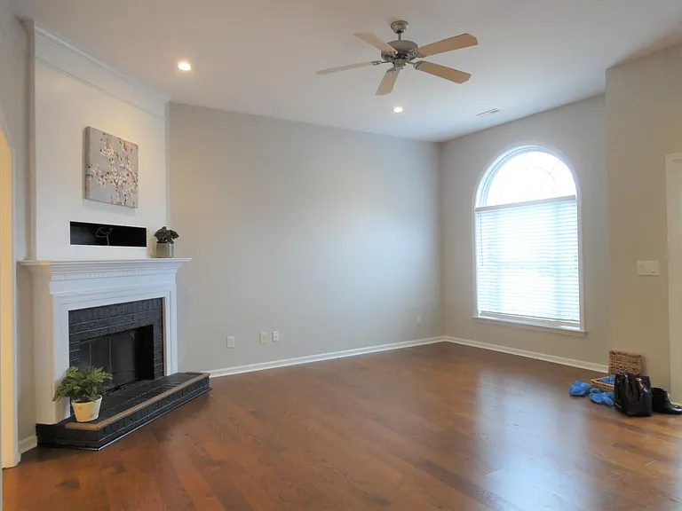 118 Brierridge Dr — Photo 18