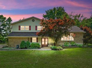 9589 Debold Koebel Rd, Pleasant Plain, OH 45162