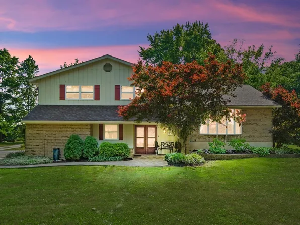 9589 Debold Koebel Rd, Pleasant Plain, OH 45162