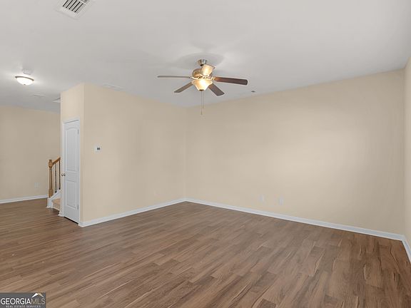 2nd image of 1244 Faye Ct