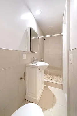Rented by REAL New York | media 29