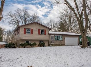 54570 Bethany Dr, Mishawaka, IN 46545