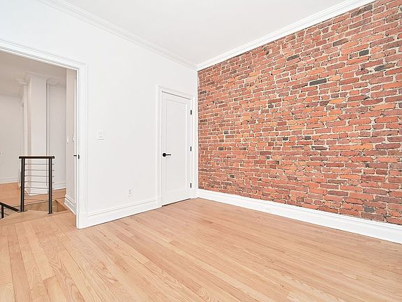 5th image of 42 Grove St APT 1A
