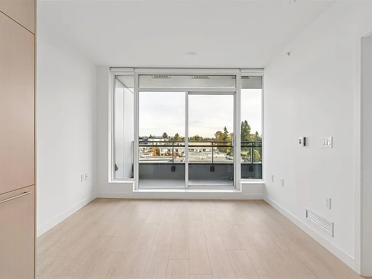 13675 107a Ave #1001 — Photo 4