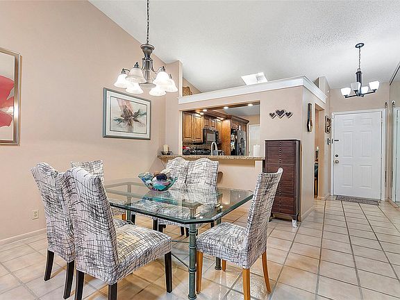 4th image of 5306 Palmetto Palm Court #A