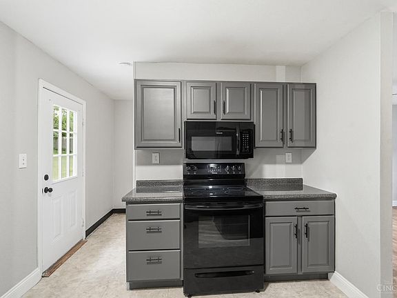 5th image of 2754 Wheatfield Dr