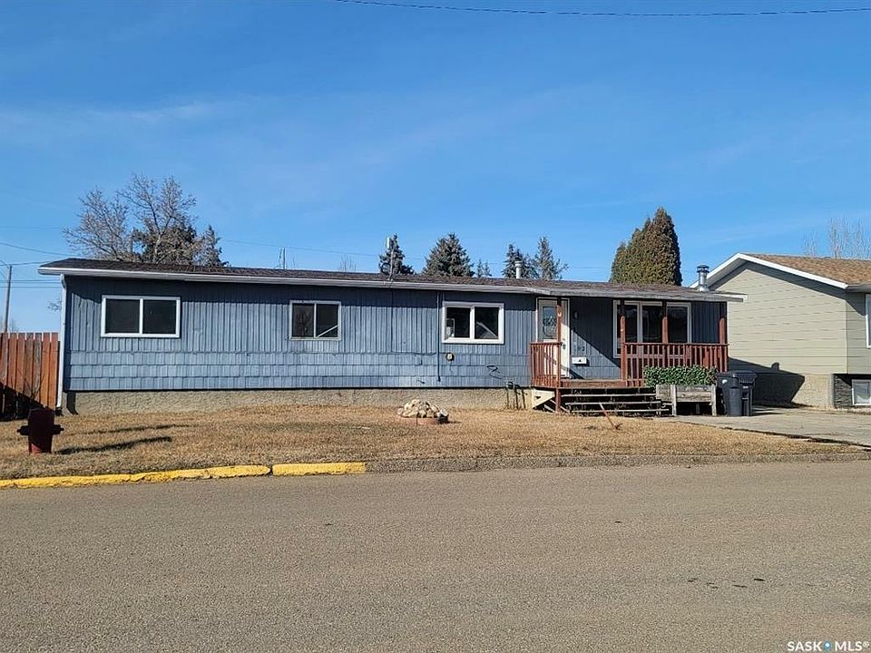 1st image of 382 34th St W