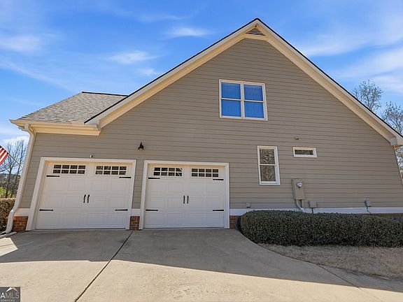 4th image of 13 Waterstone Dr SE