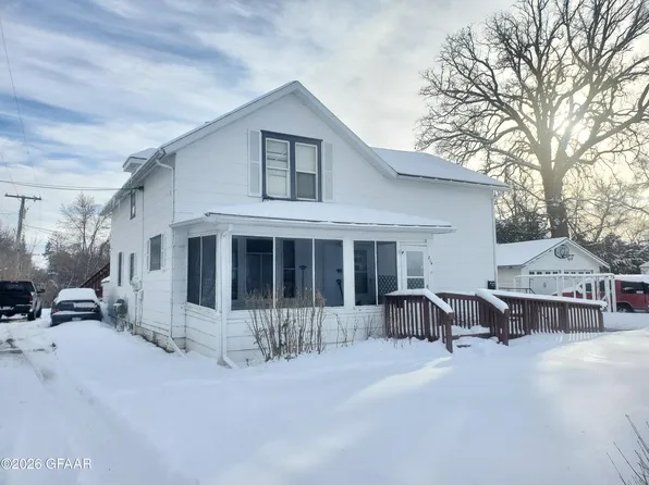 214 Spendley St, Crookston, MN 56716