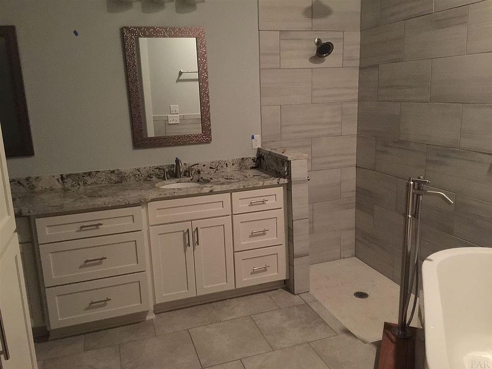 2nd image of 5499 Avon Rd