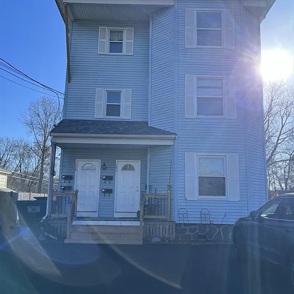 581 South Ave #1R — Photo 1