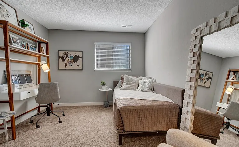 z-052826-Grove at City Center — Photo 11