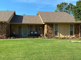 10100 Paisley Rd, Yukon, OK 73099