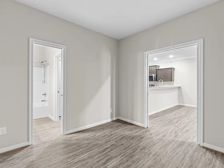 1503 Kathy Ann Way E — Photo 27