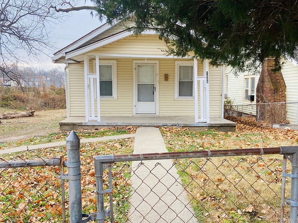 1st image of 1321 Freeman Ave