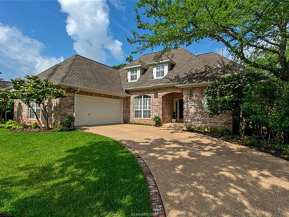 2nd image of 805 Southern Hills Ct