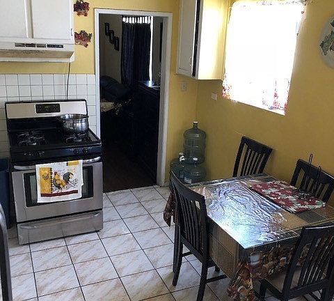 3rd image of 3147 Sequoia Dr